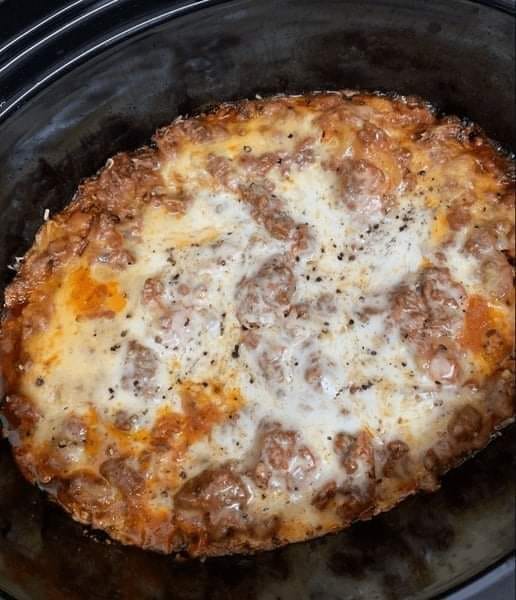 Crockpot Lasagna - MAKINGOURLIFEMATTER